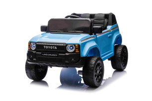Auto elettrica per bambini Toyota Landcruiser 12V, blu, sedile ampio monoposto, telecomando 2,4 GHz,