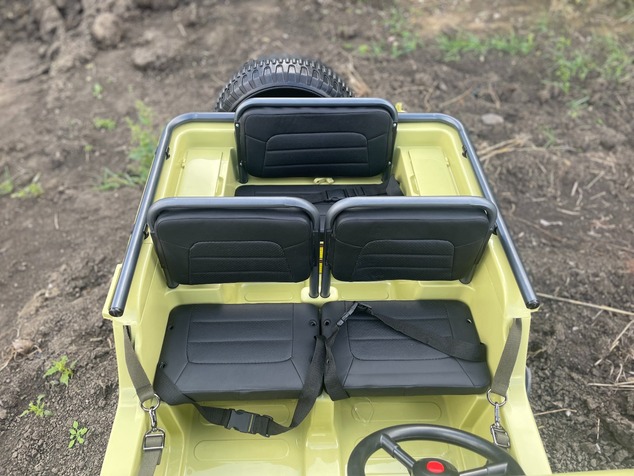 Electric ride-on USA ARMY-car, Green, 4X4,Three-seated, MP3 Player with USB / SD input, All wheel su