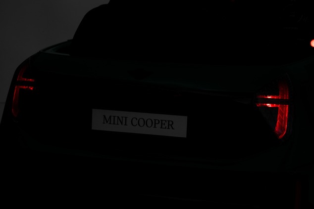 Electric Ride-on car Mini Cooper 12V, green, MP3 Player with USB and Bluetooth connection, 2.4 GHz r