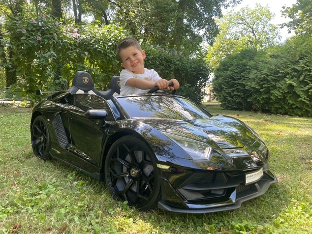 Electric Ride on Car Lamborghini Aventador 24V for two users, Black Paint, MP4 Player, PU Seats, Ver