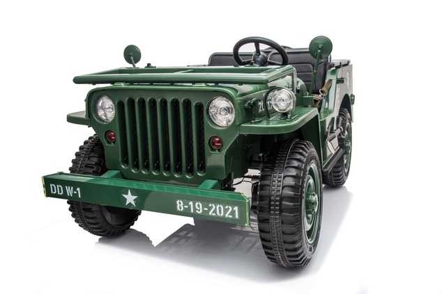 Electric ride-on USA ARMY-car, Green, 4X4,Three-seated, MP3 Player with USB / SD input, All wheel su