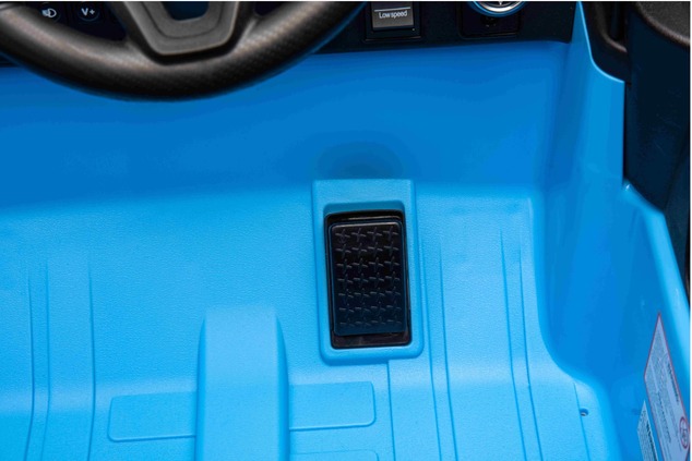 Electric ride-on car Toyota Landcruiser 12V, blue, wide single seat, 2.4 GHz remote control, USB / A