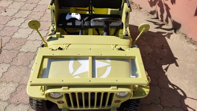 Electric ride-on USA ARMY-car, Green, 4X4,Three-seated, MP3 Player with USB / SD input, All wheel su