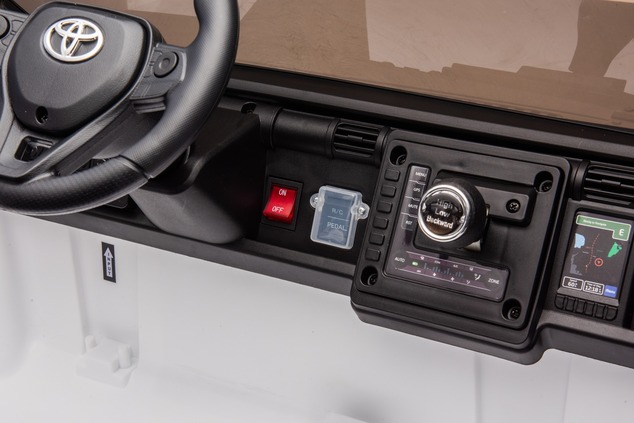 Electric Ride-on car Toyota FJ Cruiser XXL with 4x4 drive, licensed (Two-seater), white, Portable li