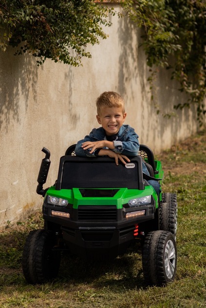 Farm electric car RIDER 6X6 24V with 4-wheel drive 4 X 100W, 24V/7Ah battery, EVA wheels, Suspension