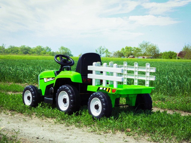 Electric Tractor WORKERS with trailer, green, Rear wheel drive, Lithium Battery, Plastic wheels, wid