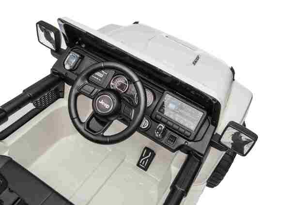 JEEP Wrangler elektrické autíčko pro děti, Bílá, Dvoumístné kožené sedadlo, Rádio s Bluetooth a USB vstupem, 4x4 | Beneo Motors