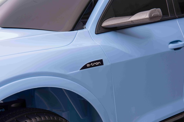 Electric Ride-on car Audi E-tron Sportback 12V, blue, wide single seat with three-point seat belt, 2