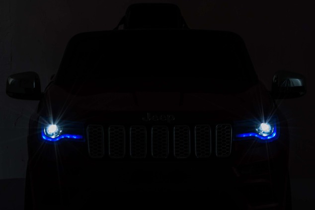 Electric Ride on Car JEEP GRAND CHEROKEE 12V, BLACK, Leather seat, 12V/7AH Battery, Opening doors, 2