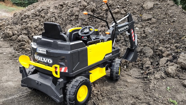 Electric ride-on car Volvo Excavator 12V with front digger ladle, Single seat, yellow, soft leathere