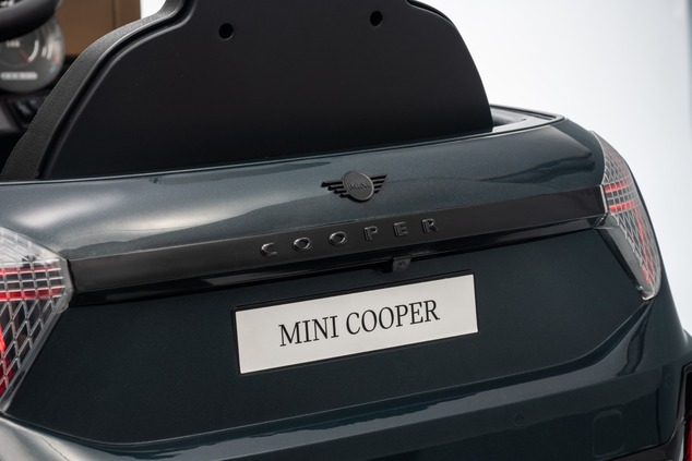 Electric Ride-on car Mini Cooper 12V, black, MP3 Player with USB and Bluetooth connection, 2.4 GHz r