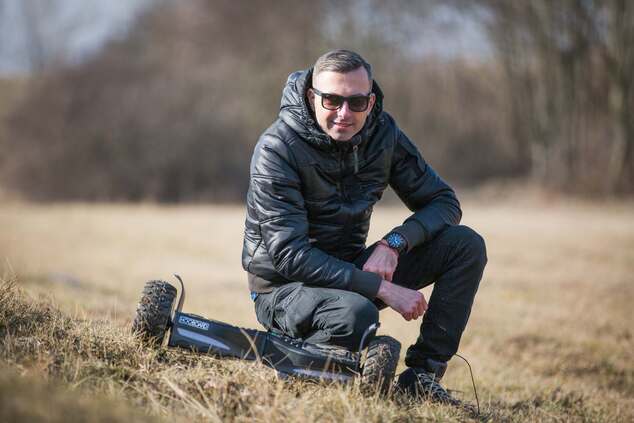 Hooboard - Premier hoverboard tout-terrain intelligent, gyropode, certifié UL, batterie LG