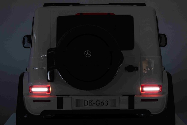 Electric Ride-on car Mercedes-Benz G63 AMG 4x4² Two-seater 12V, white, MP3 Player with USB/AUX input