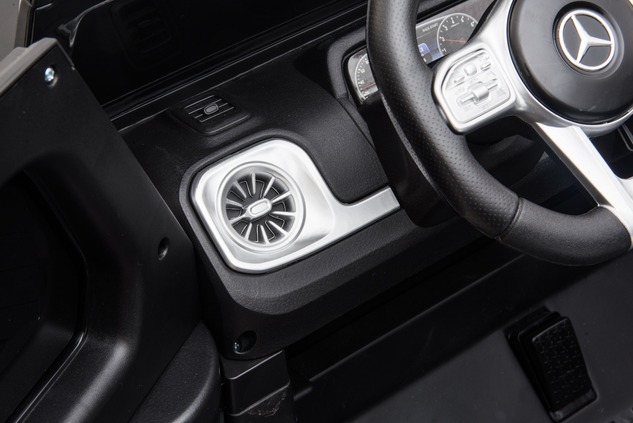 Electric Ride-on car Mercedes-Benz G63 AMG 4x4 Two-seater 24V, red, MP3 Player with USB/AUX and Blue