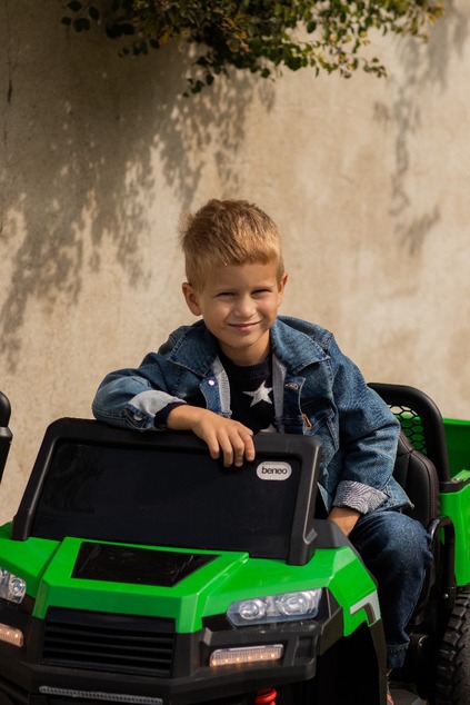 Farm electric car RIDER 6X6 24V with 4-wheel drive 4 X 100W, 24V/7Ah battery, EVA wheels, Suspension