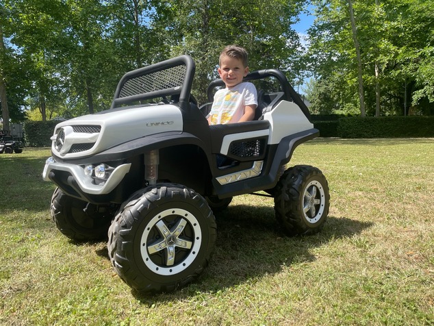 Electric Ride-On Toy Car Mercedes-Benz UNIMOG - White, 2.4Ghz Remote controller, 4 X 4, two-seats, S