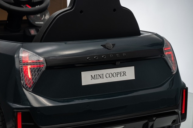 Electric Ride-on car Mini Cooper 12V, black, MP3 Player with USB and Bluetooth connection, 2.4 GHz r