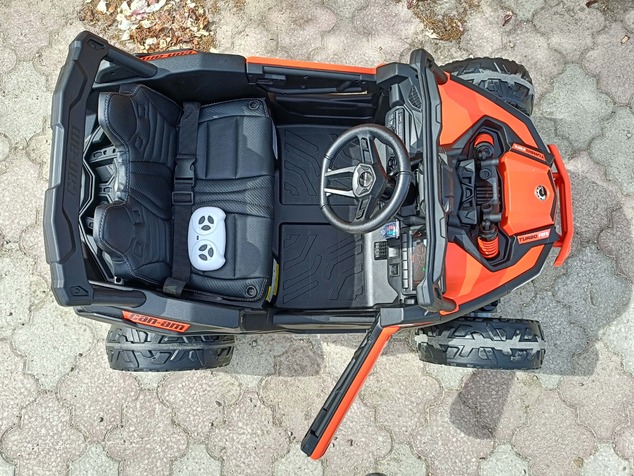 Electric Ride-on car Can-am Maverick One-seater with 4X4 drive, Orange, Independent suspension, 2.4
