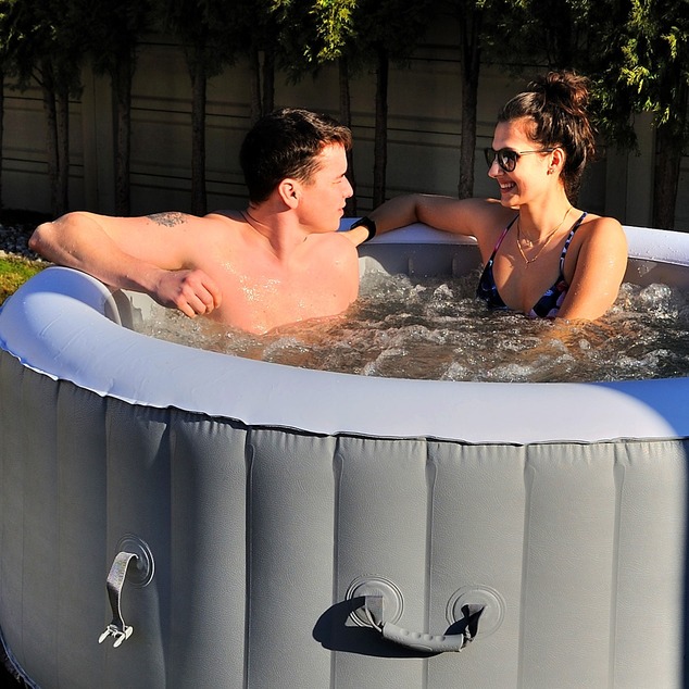 BeneoSpa NEW Portable Inflatable Bubble Spa, Hot Tube, Jacuzzi, Grey