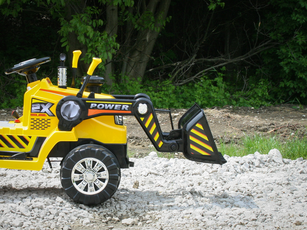 Electric Tractor MASTERS with ladle, yellow, Rear wheel drive, 12V battery,2 x 25W Engines, Front La