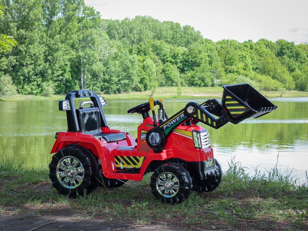 Electric Tractor MASTERS with ladle, red, Rear wheel drive, 12V battery,2 x 25W Engines, Front Ladle