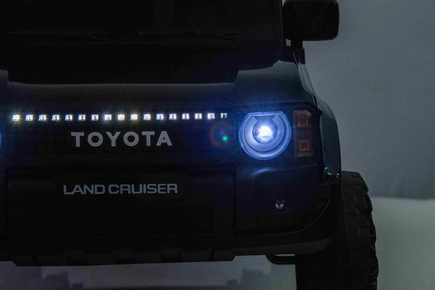 Electric ride-on car Toyota Landcruiser 12V, black, wide single seat, 2.4 GHz remote control, USB / 