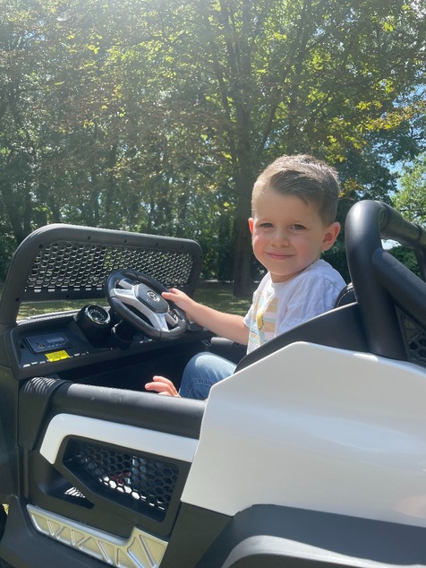 Electric Ride-On Toy Car Mercedes-Benz UNIMOG - Blue Painted, 2.4Ghz Remote controller, 4 X 4, two-s