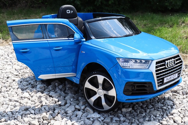 Auto elettrica per bambini Audi Q7 Quattro, Rosso, con licenza ufficiale, a batteria, porte apribili