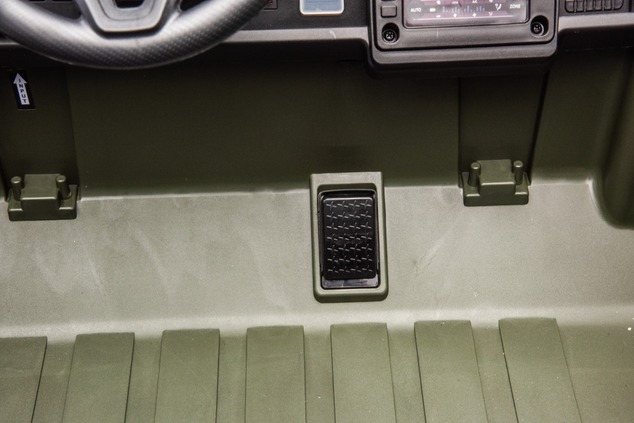 Electric Ride-on car Toyota FJ Cruiser XXL with 4x4 drive, licensed (Two-seater), green, Portable li