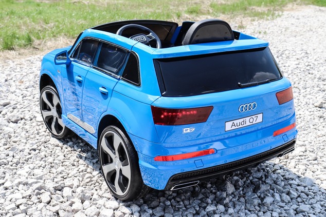 Auto elettrica per bambini Audi Q7 Quattro, Nero, con licenza ufficiale, a batteria, porte apribili