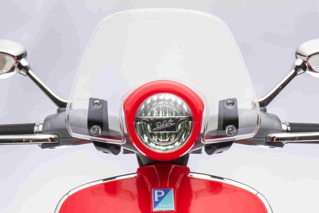 Electric ride-on Scooter Vespa 946 with reverse gear, red, Licensed, auxiliary wheels, Lithium batt