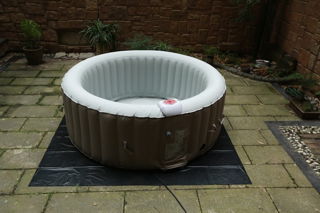 BeneoSpa spa gonfiabile portatile con bolle, jacuzzi, marrone e bianco