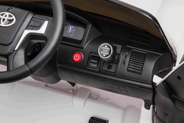 Electric Ride on Car Toyota Landcruiser 12V, WHITE, Leatherette seat, 12V/7AH Battery, Opening doors