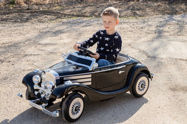 Electric Ride-On Toy Car Mercedes-Benz 540K, Red, Local parental control by Steering wheel, 2.4Ghz R